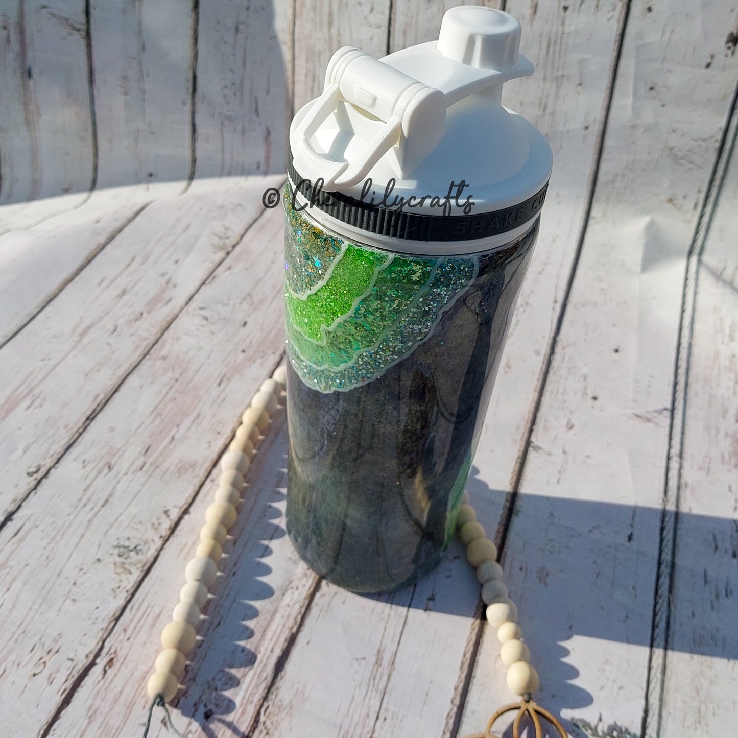 25 oz Geode Shaker Bottle