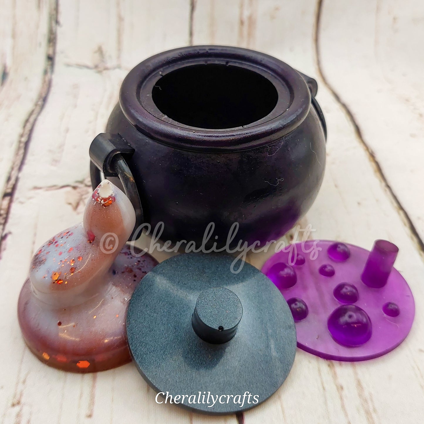 Black Cauldron w/ 3 removable tops