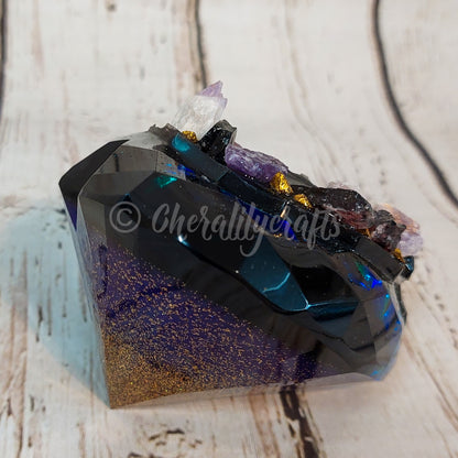 Resin Diamond Heart with crystal top