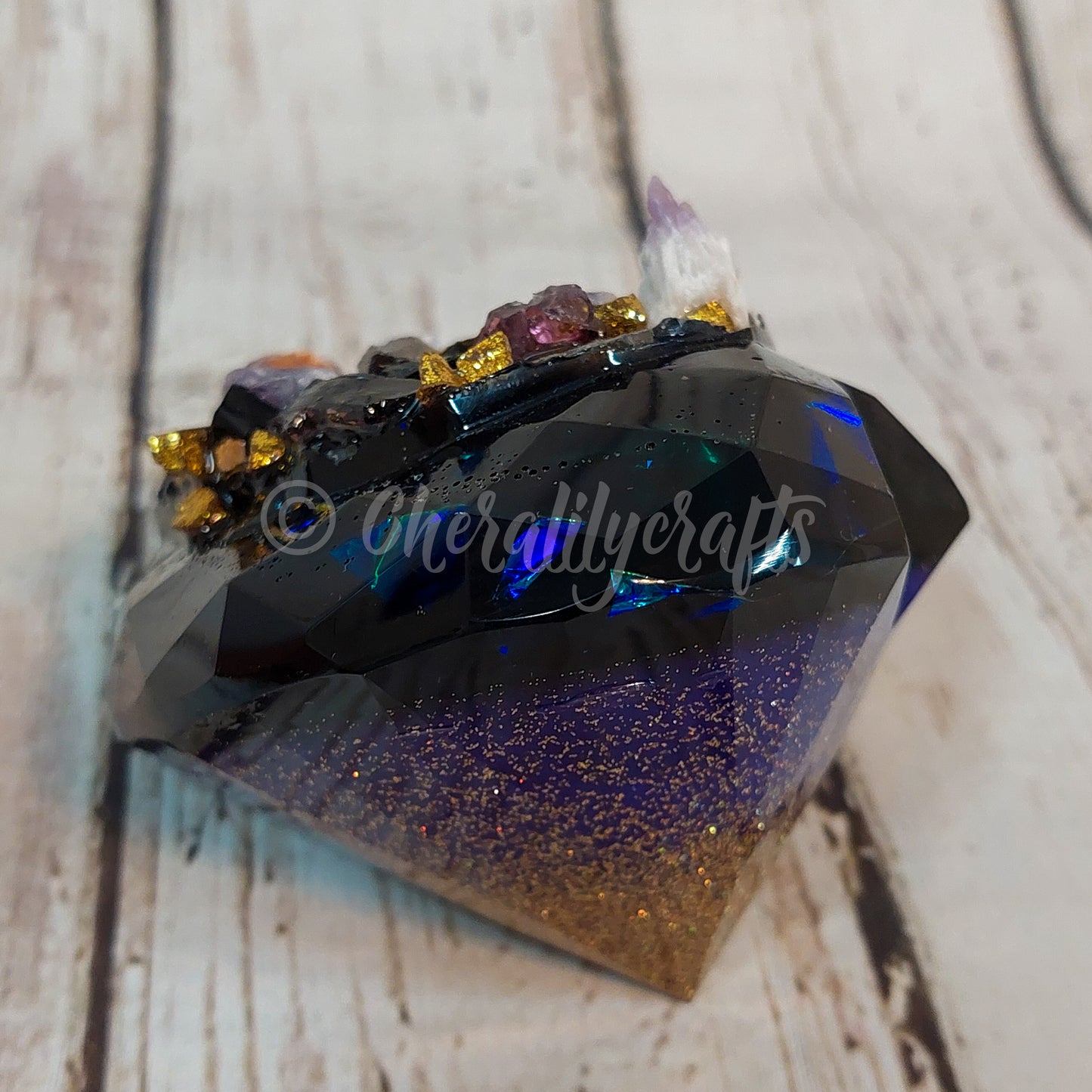 Resin Diamond Heart with crystal top