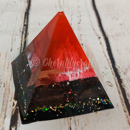 Black/Red/ Glitter Pyramid