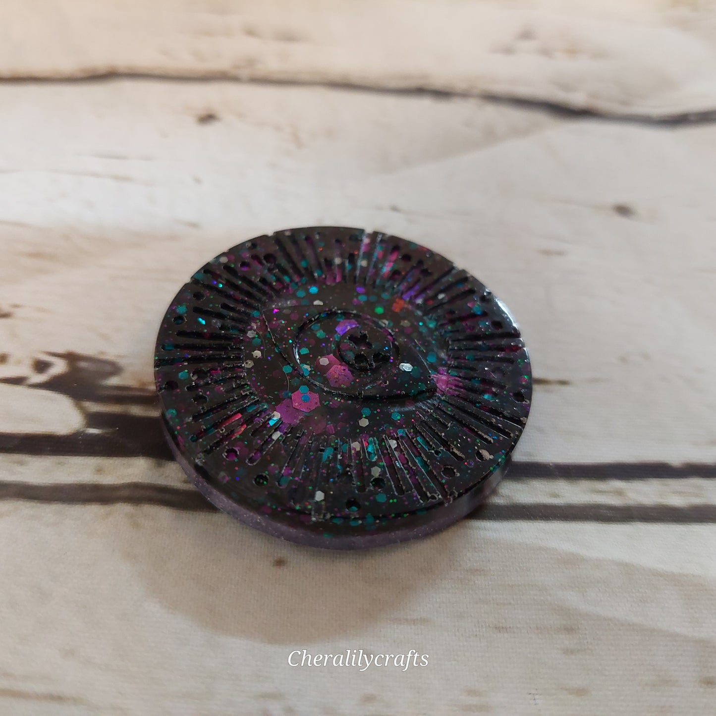 Glitter Eye Epoxy Magnet