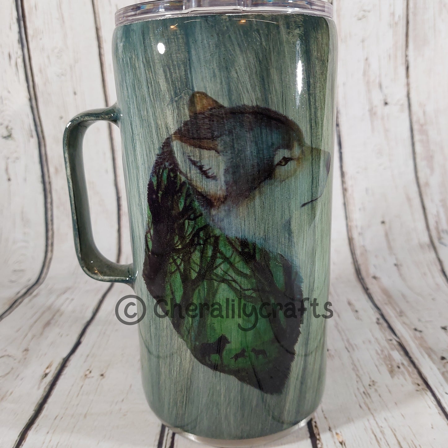 40 oz Grey Woodgrain Wolf Camper Mug